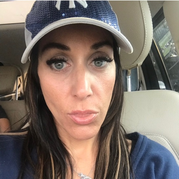 Meet your Posher, Maria - Picture 3 of 4